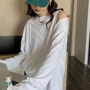 Cut-out Shoulder Asymmetry Long-sleeve T Shirt S